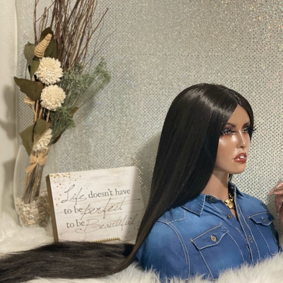 🔥New 28” Sexy Maya Frontal Closure T-Part Premium Human Hair Blend Wig🔥 - Picture 11 of 12